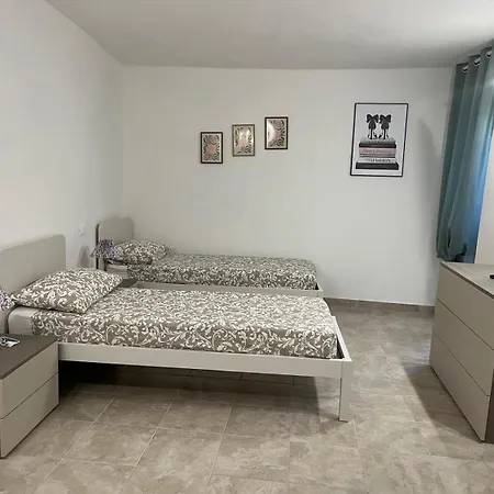 Apartment La Bella E La Bestia